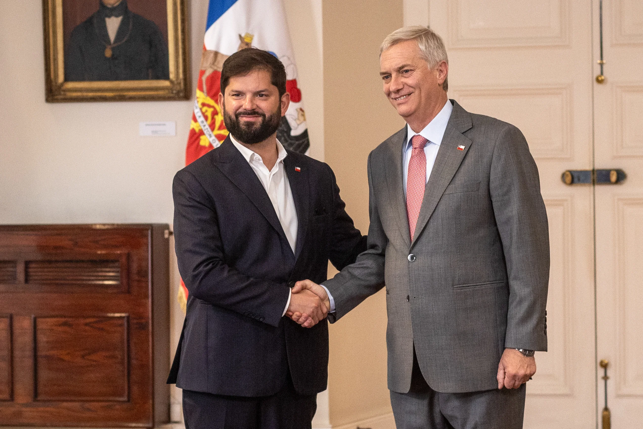 Boric acusa a Kast de “faltar a la verdad” y se tensan las reuniones de ...