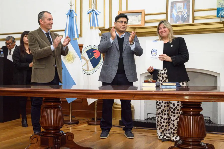 548ace7067276a75040e93d09ba879fa_XL