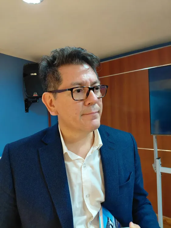 WhatsApp Image 2025-12-17 at 20.38.02