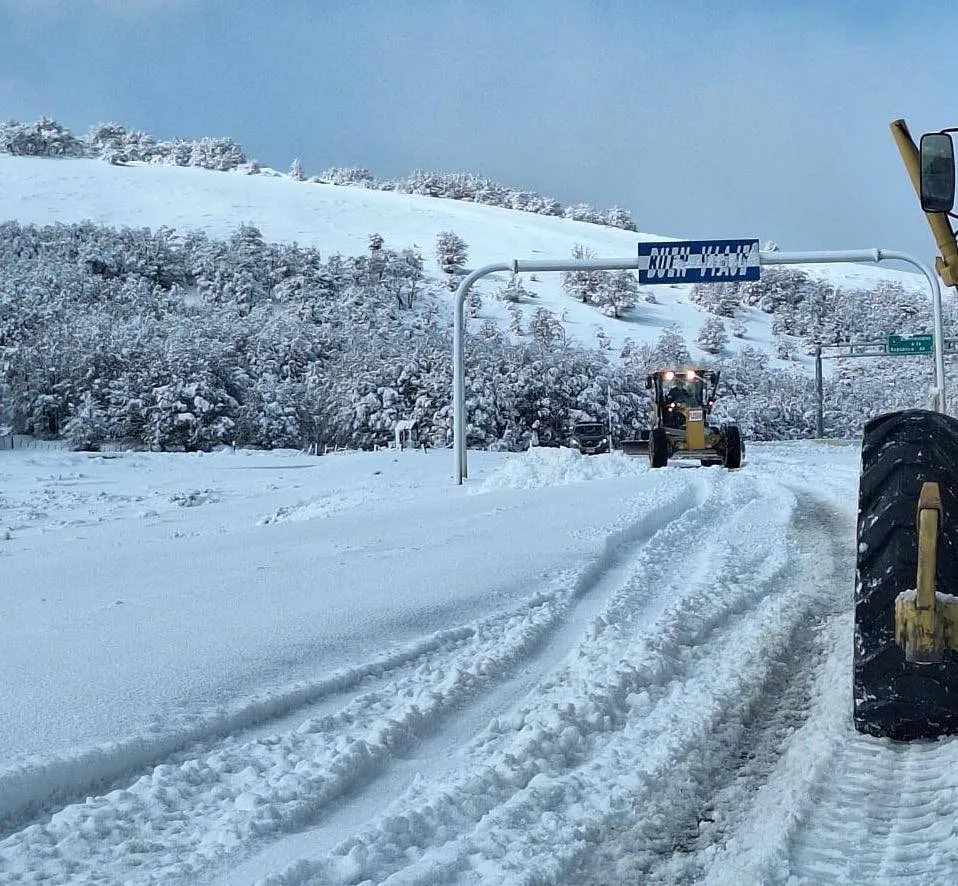 558331271_820652600299618_8659137215840255782_n