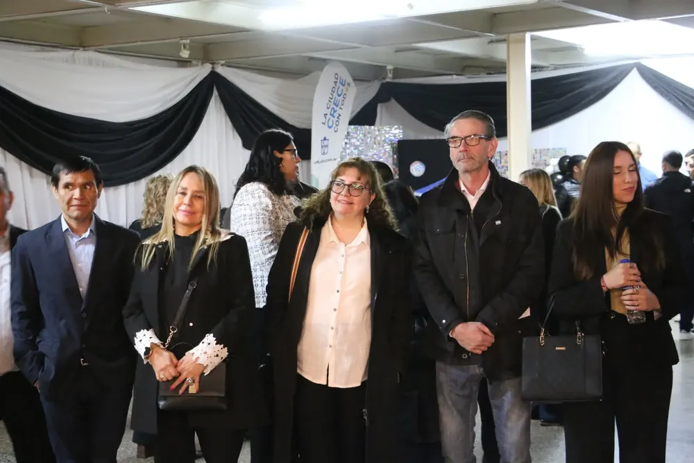 599808954_122163028850832834_1028385435718636082_n