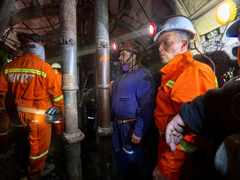 51fedf53-3ecf-46f5-a856-862c06232bb8