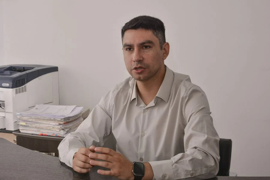 60d0fe6e31dcfa128eaccce618f895a0_XL