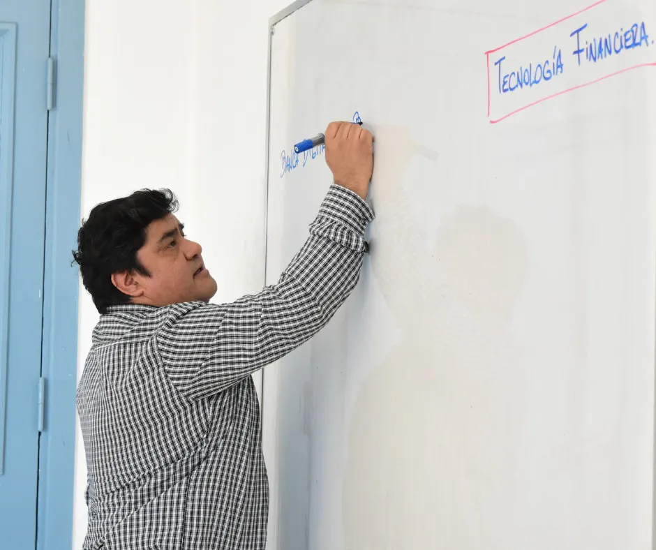 558693777_1373320178132424_1599996433045014238_n