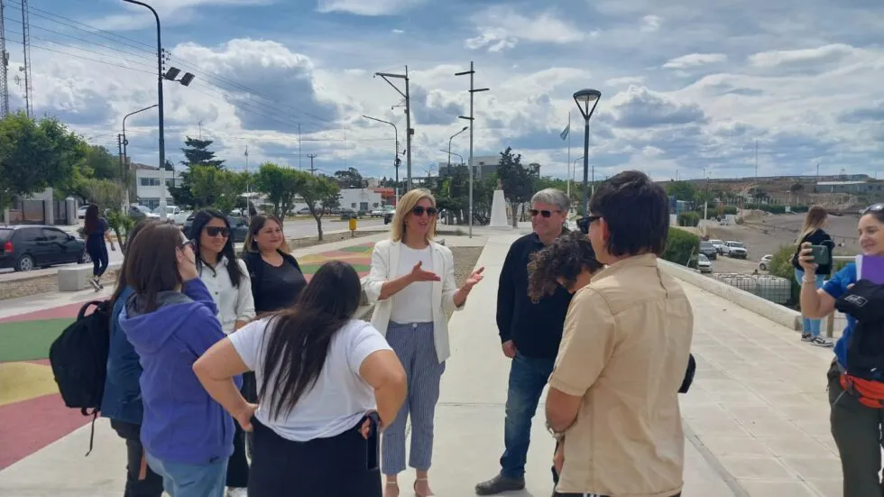 WhatsApp-Image-2025-11-11-at-14.57.33-1-980x551