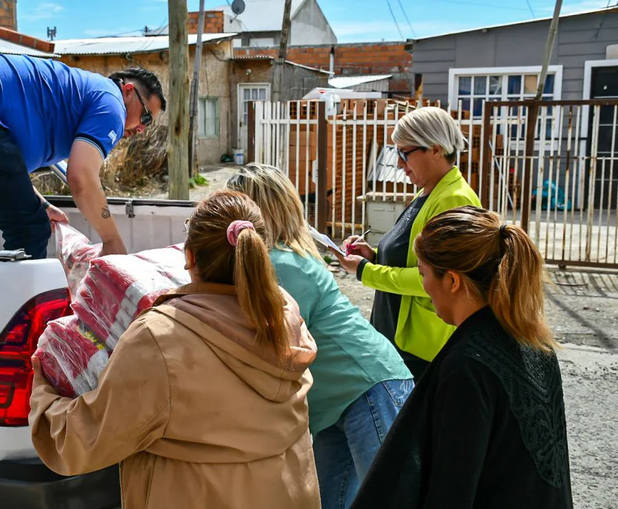 fce418b0107eb85e82a47b86606da772_XL