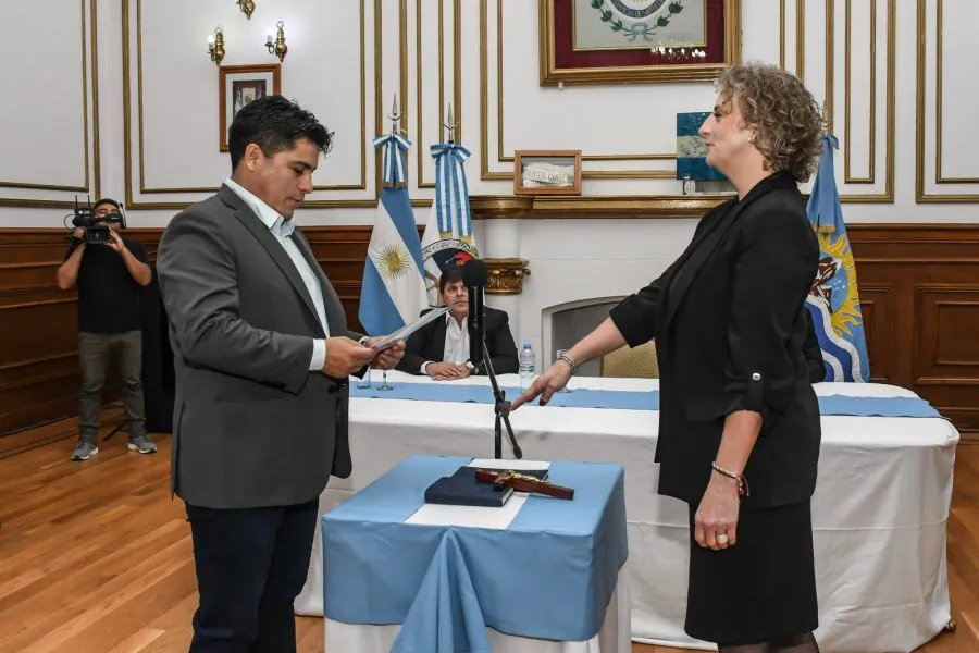 294096d5e316b13a8cccd932e69249a9_XL