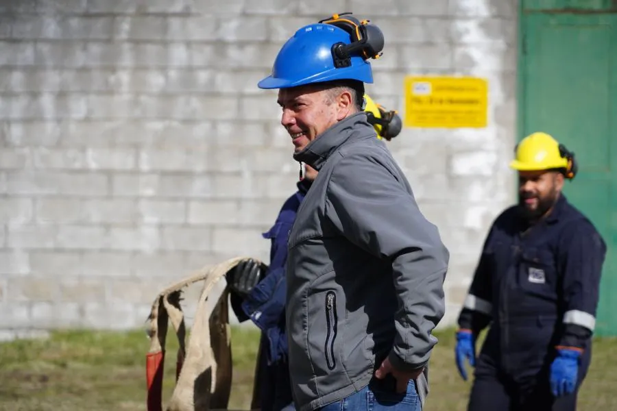 62174c4ebf83ddb7da5bfdcdc6693fa4_XL