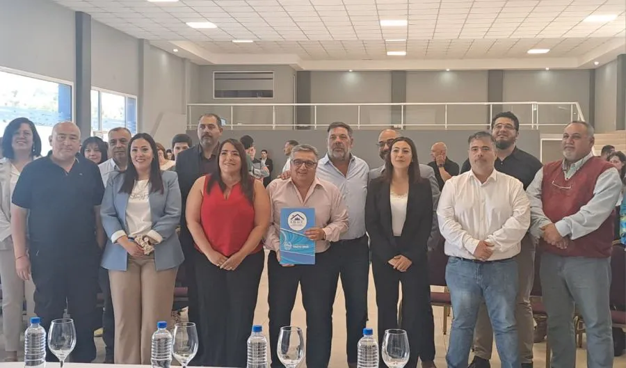 1dfaef7c3a401716a6f895c0a1334050_XL