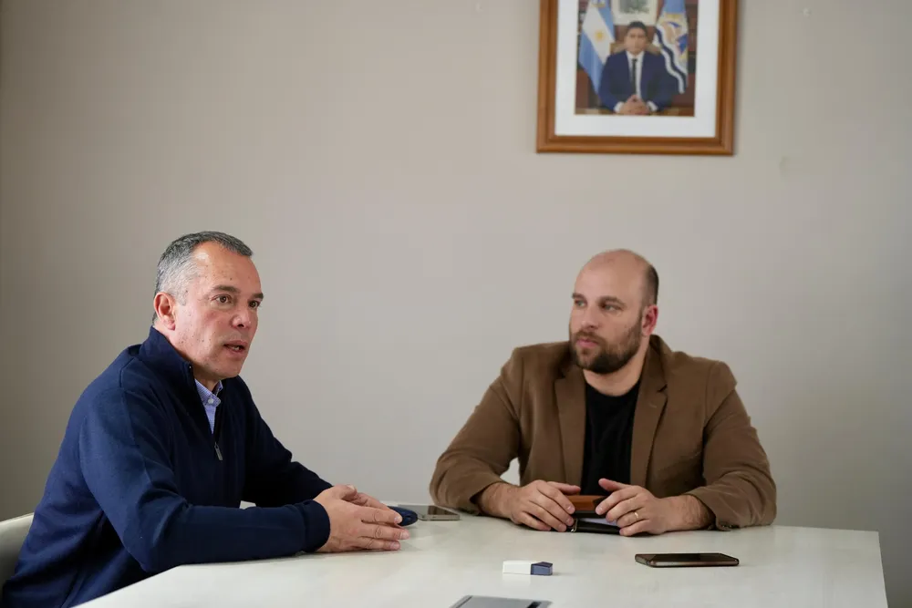 WhatsApp_Image_2025-10-15_at_09.15.33_1