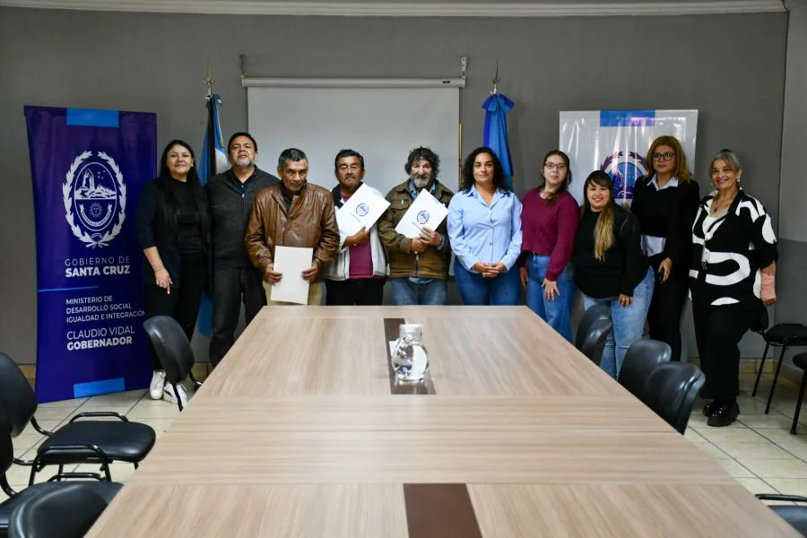 c5f472413c4a71c0feb8aafaac9546ff_XL