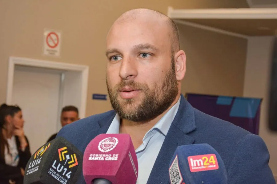 0ca4fc43940584a083f83faa70d86f3c_XL