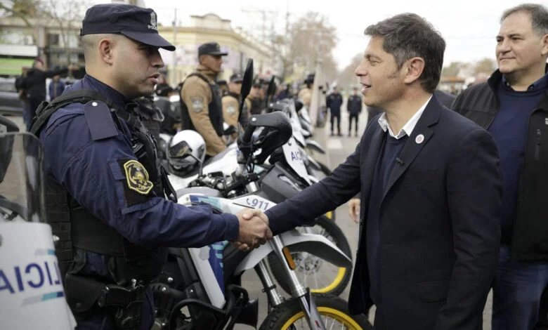kicillof-policias-780x470