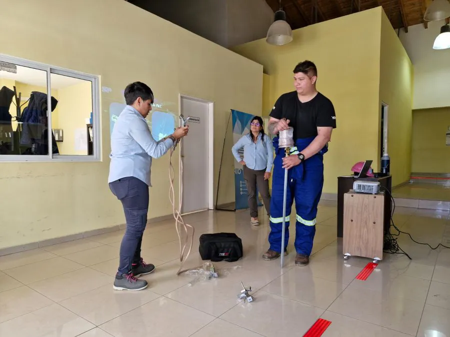 d98d1dbb143ed766cb5bbc969ea35542_XL