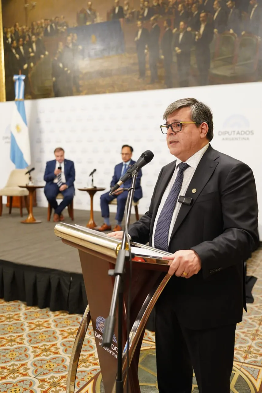 WhatsApp Image 2025-11-20 at 22.16.58 (1)