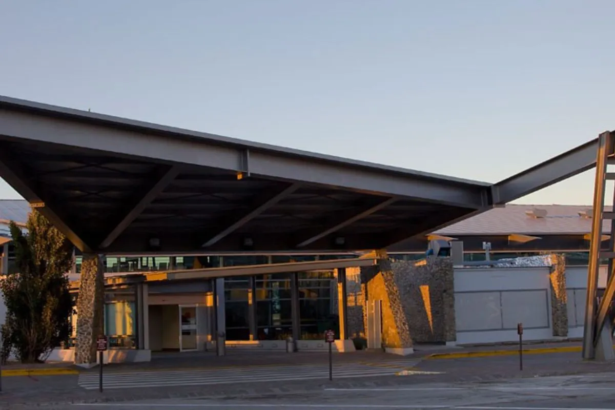 Aeropuerto-calafate7-Turismo-en-el-Calafate