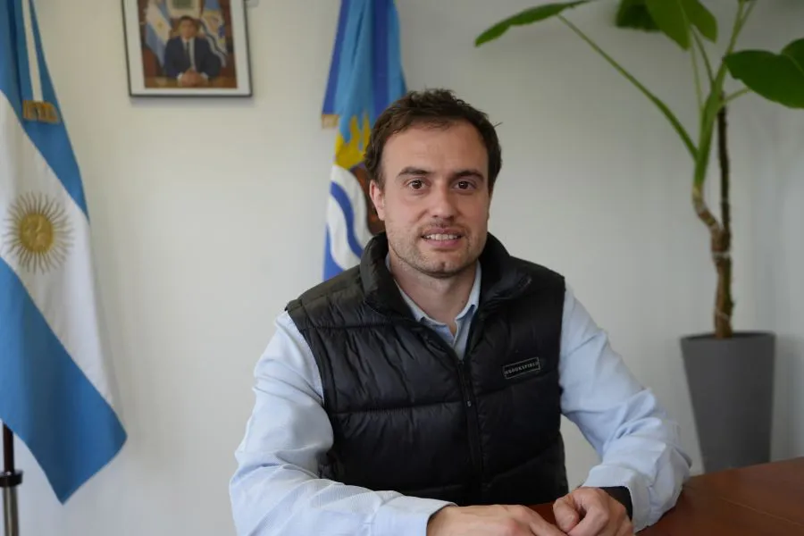 4c3167320b5a1e25bc9ddfe5029c611d_XL