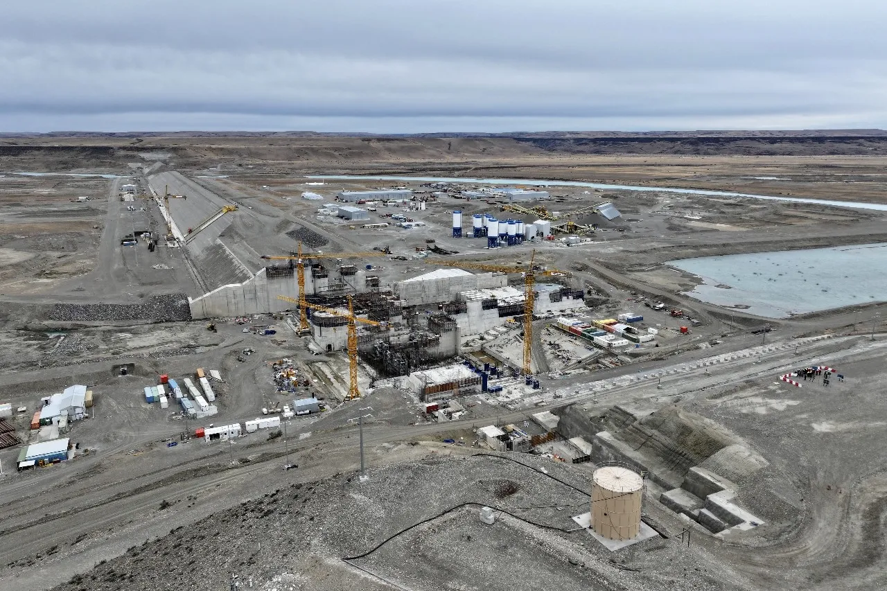 587483827_1391084159043417_7170249462147357629_n