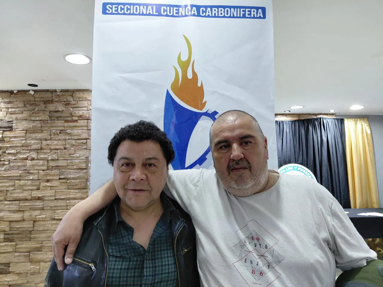 aae95f9c-b351-4aa5-a331-4024cfbf40d5