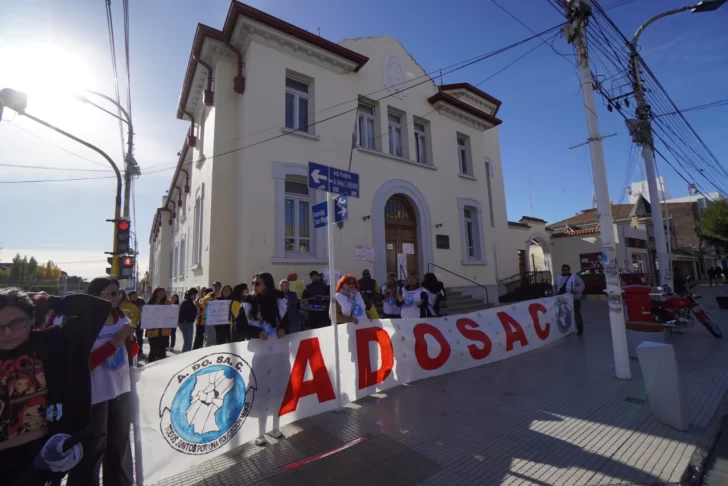 marcha-adosac-correo-argentino-paro-general-7-728x486-1