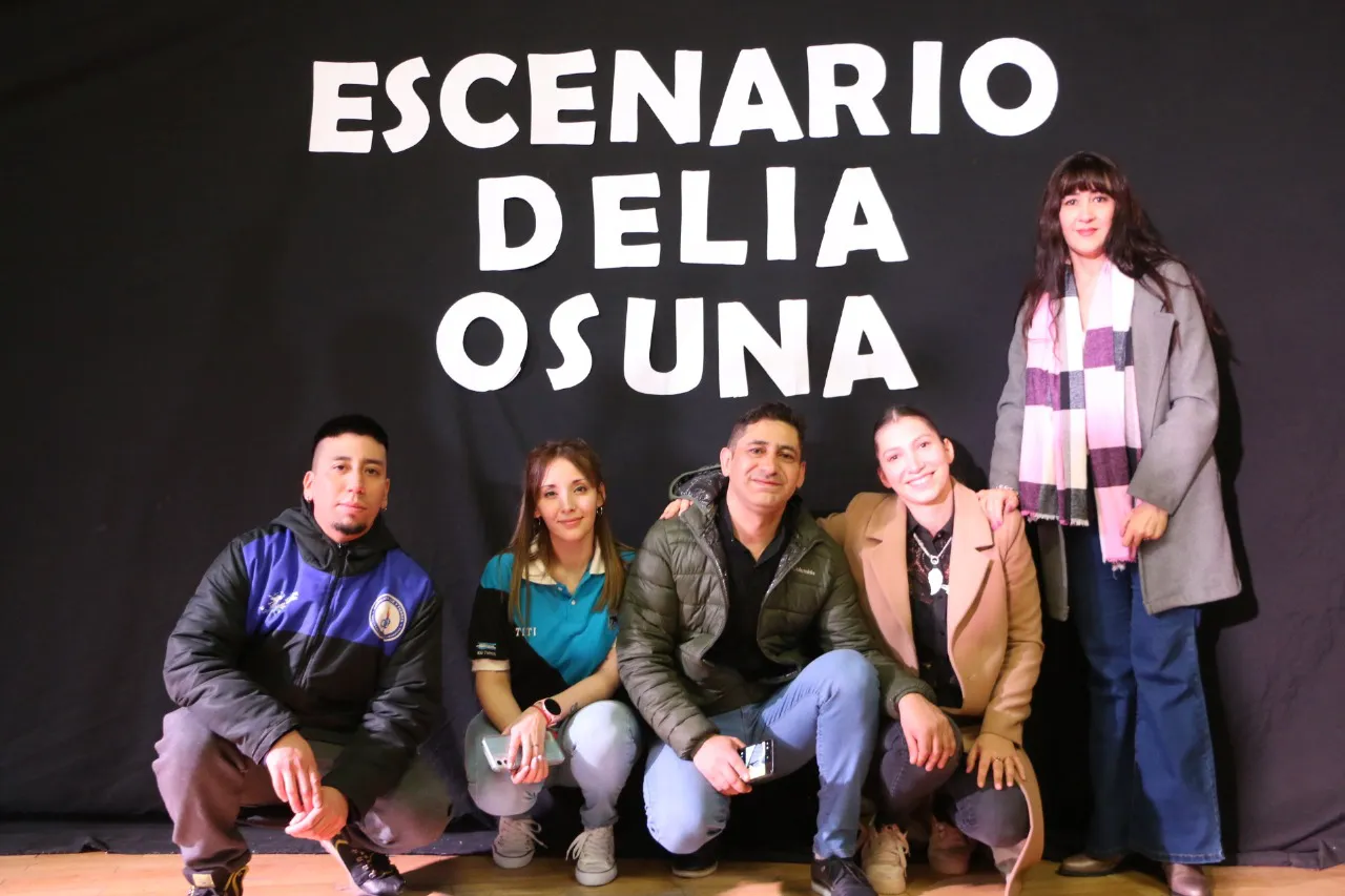 d3f3ee2b-5abe-49b0-a8d3-d0ad140ecb99