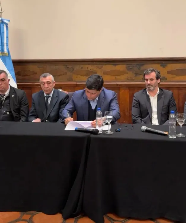 Imagen de WhatsApp 2025-11-18 a las 17.16.26_eb46d390