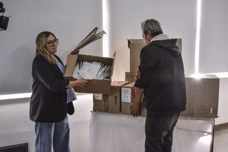 48134f5e6c3b83bbd0484dfcd163e593_XL