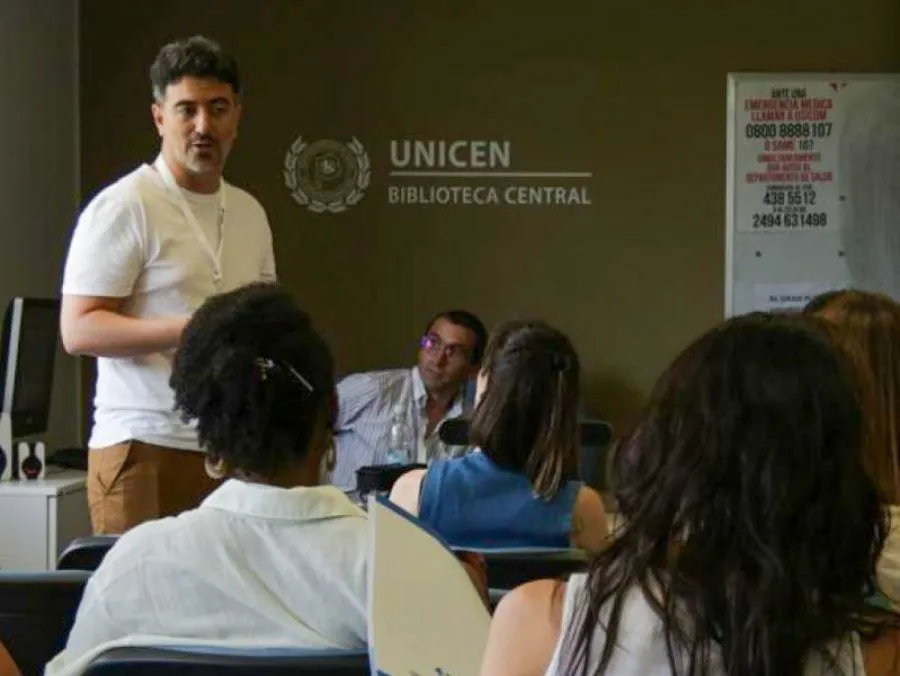 d94e776c83d032519aaa5cea7da407e1_XL