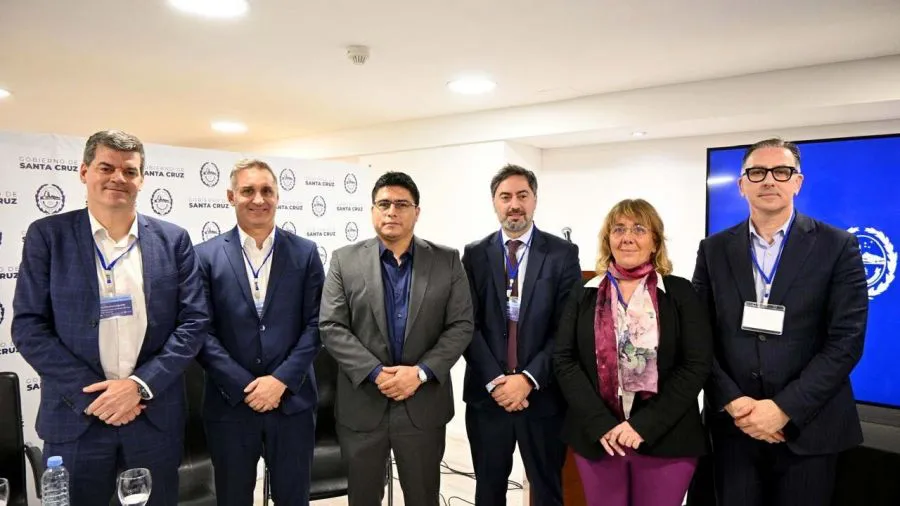 0c0c5227f6084e89021ef739914b958b_XL