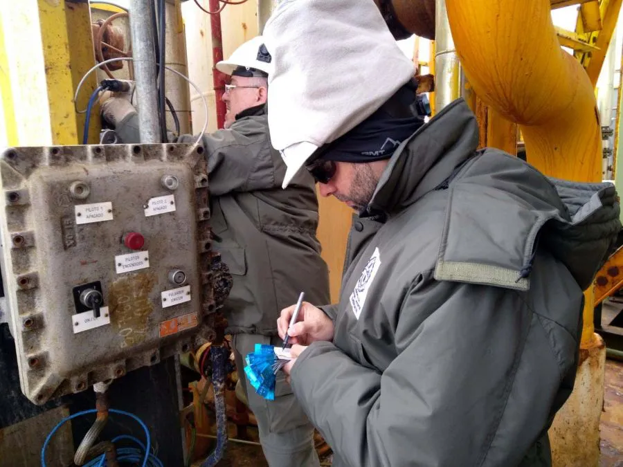 e13341920f88963bdf9454a6023768af_XL