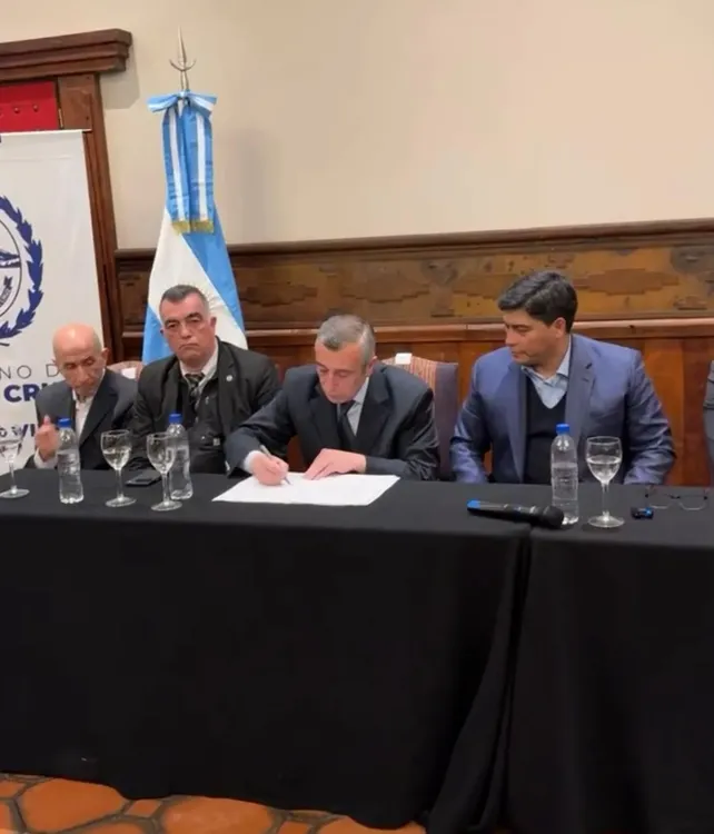 Imagen de WhatsApp 2025-11-18 a las 17.16.26_3fa5e8fc