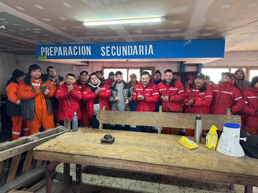 558014285_25468638726077364_5018449311981990219_n