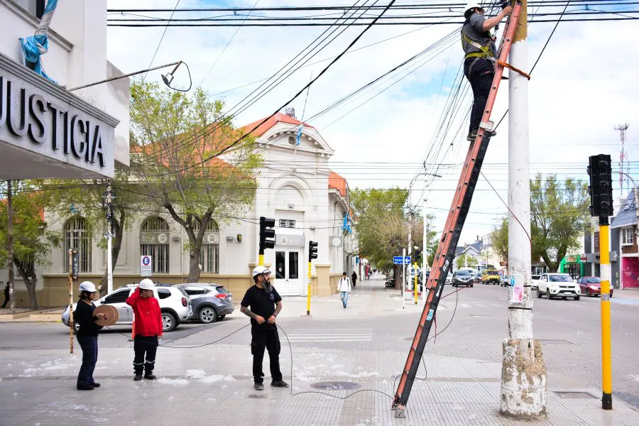 a35e02a73e55af6c81d9232cda00b5e0_XL