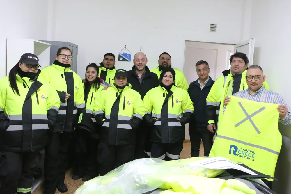 Entrega-de-Indumentaria-–-Inspeccion-General-y-Seguridad-Publica