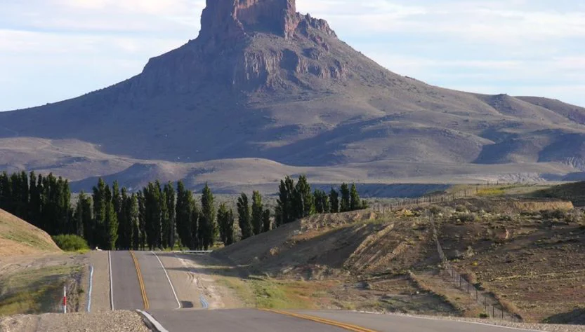 cerro-gregores-833x474