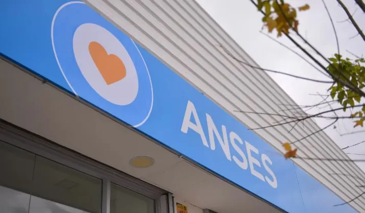 Captura de pantalla 2025-10-16 171813