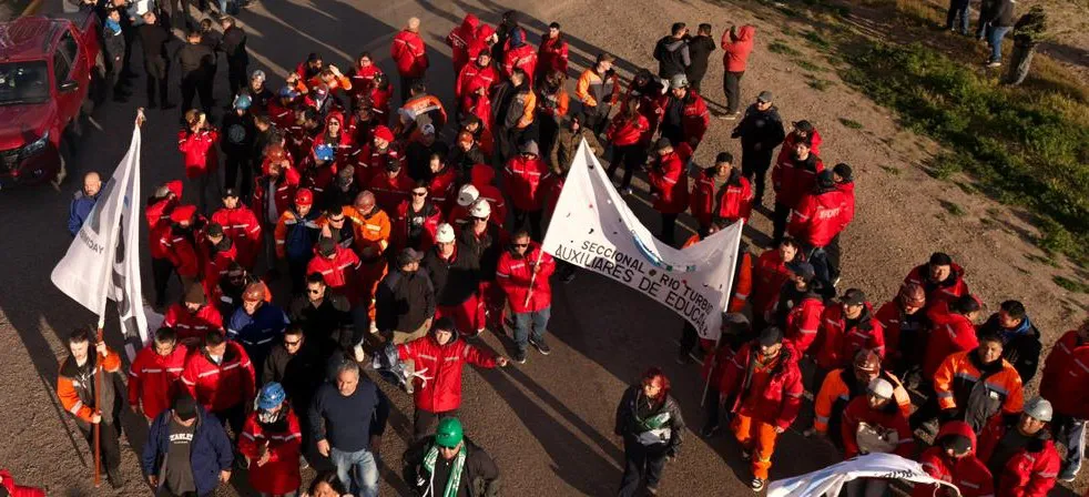 Imagen de WhatsApp 2025-10-24 a las 00.04.12_2ba3db9e