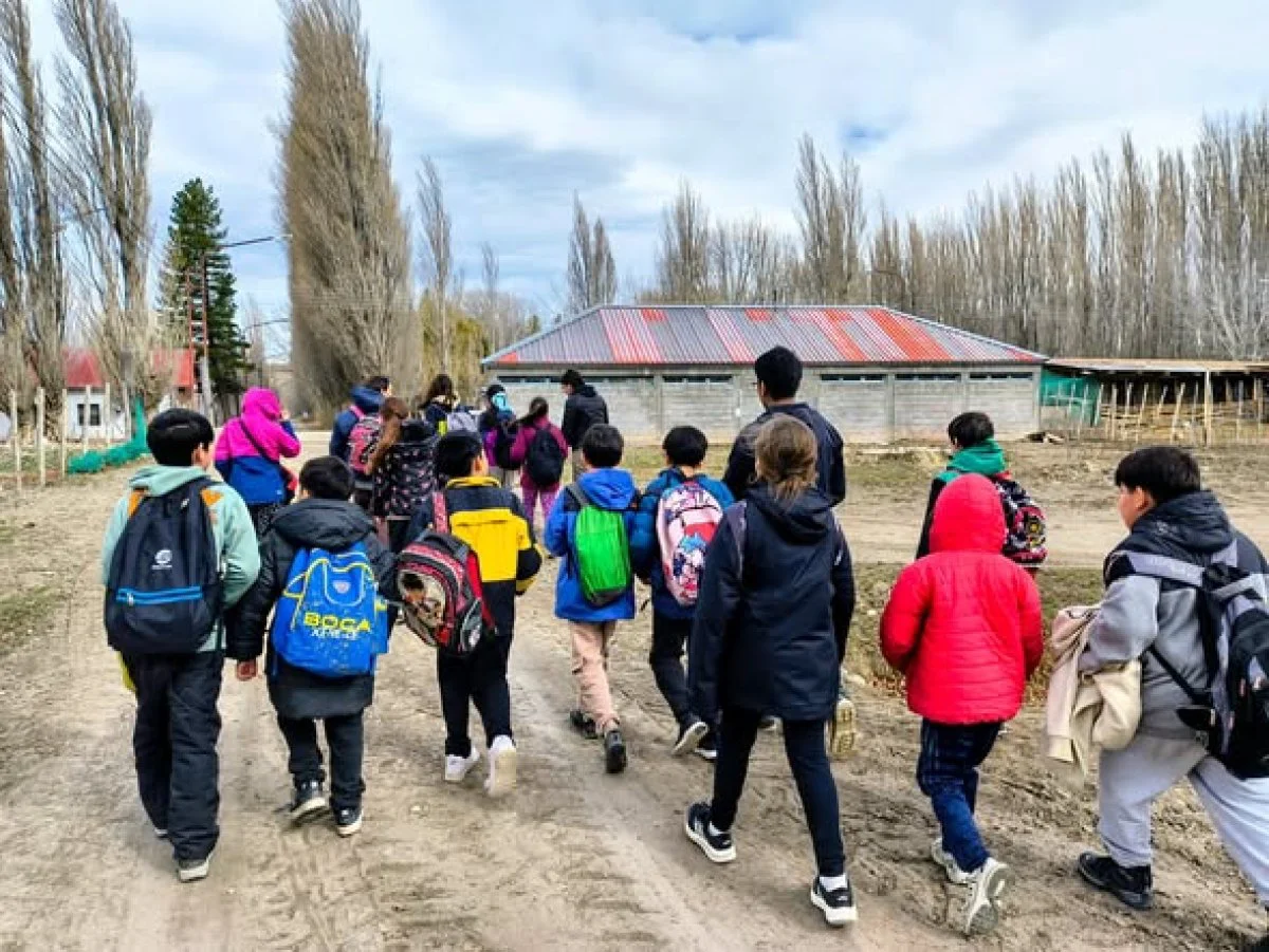 260919-VISITA_A_ESCUELA_AGRO__2_