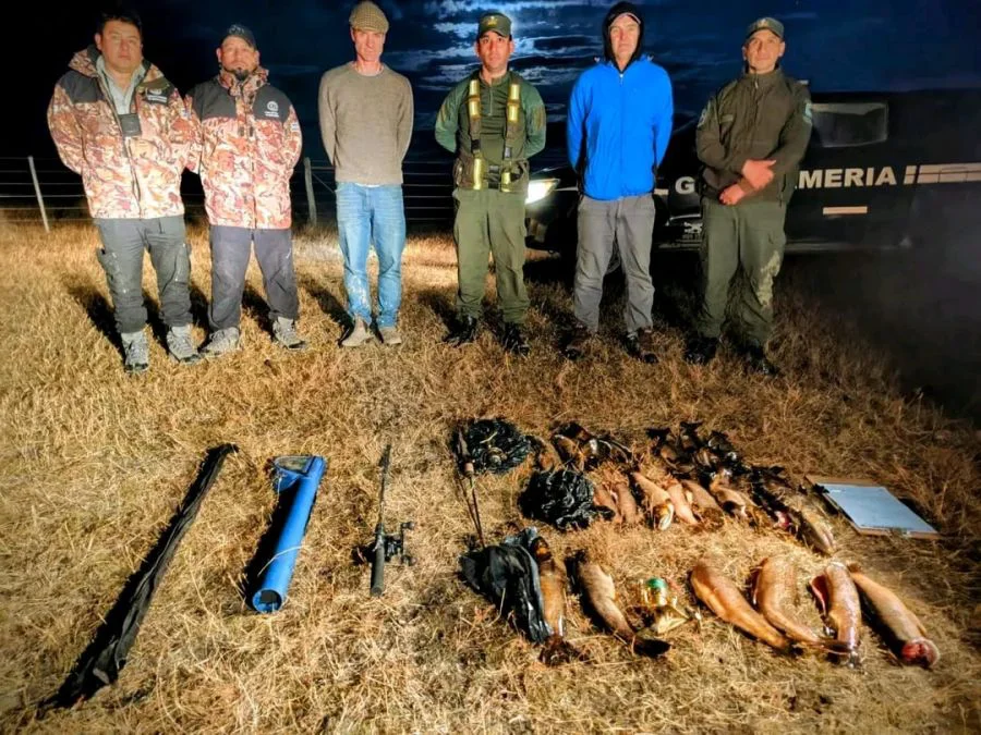 521b512cd238f0ac80664d91ea8dd09d_XL