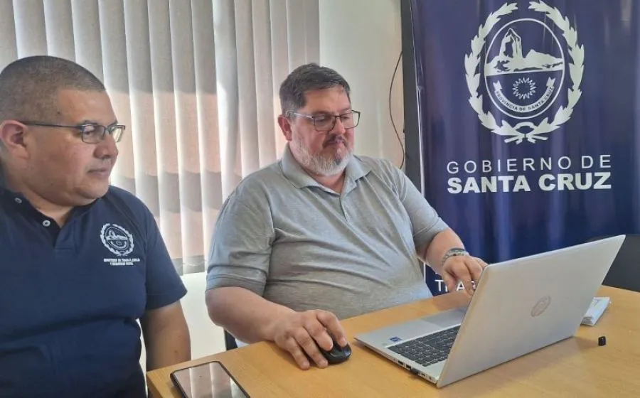 35ec313f6a45459ca30604c3ef1aeb60_XL