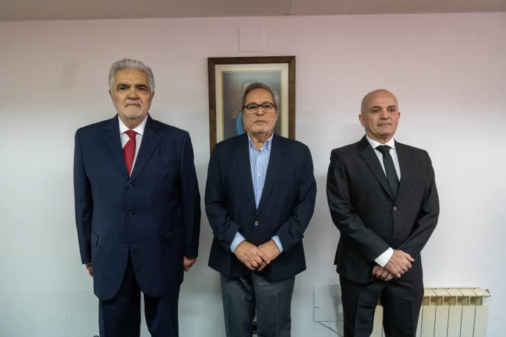 TOMA-DE-JURAMENTO-VOCALES-TSJ_26092025_27-728x485